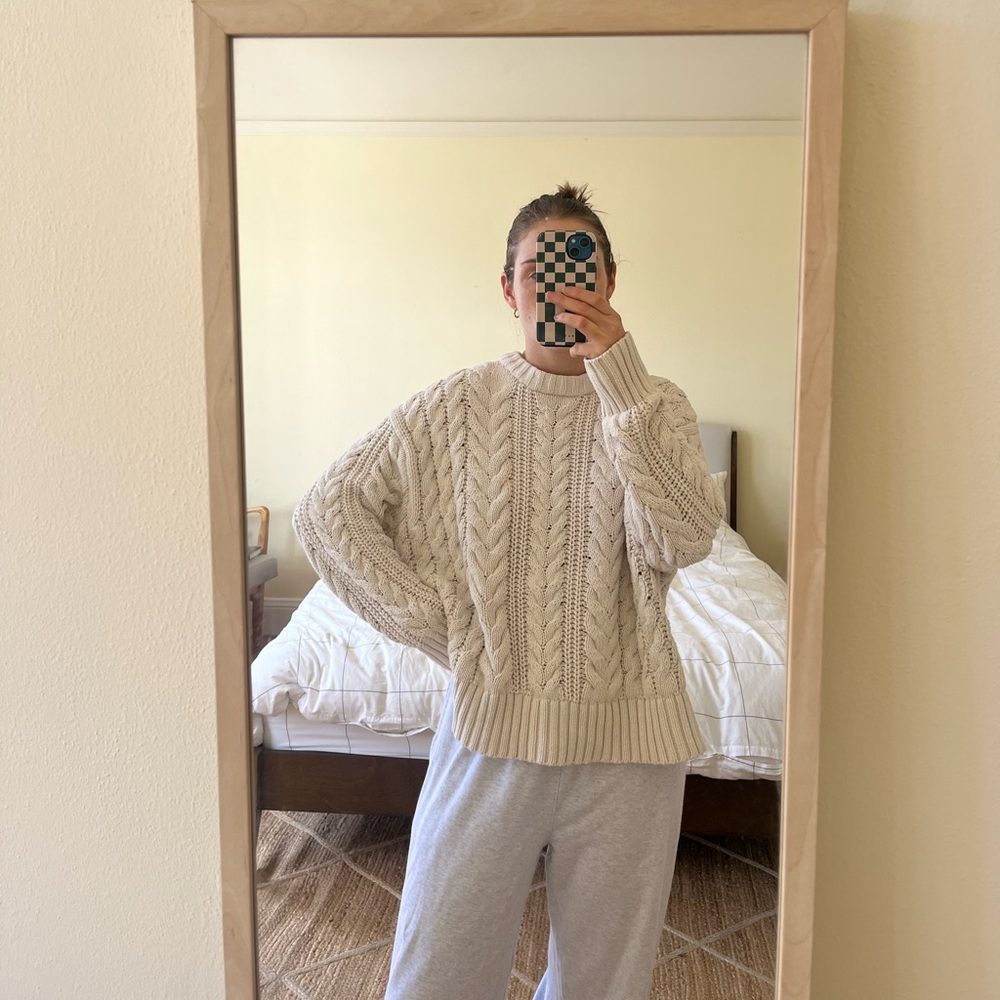 Rory Gilmore Girls Cable knit!! 💕La Hearts Cream Cable Knit Sweater